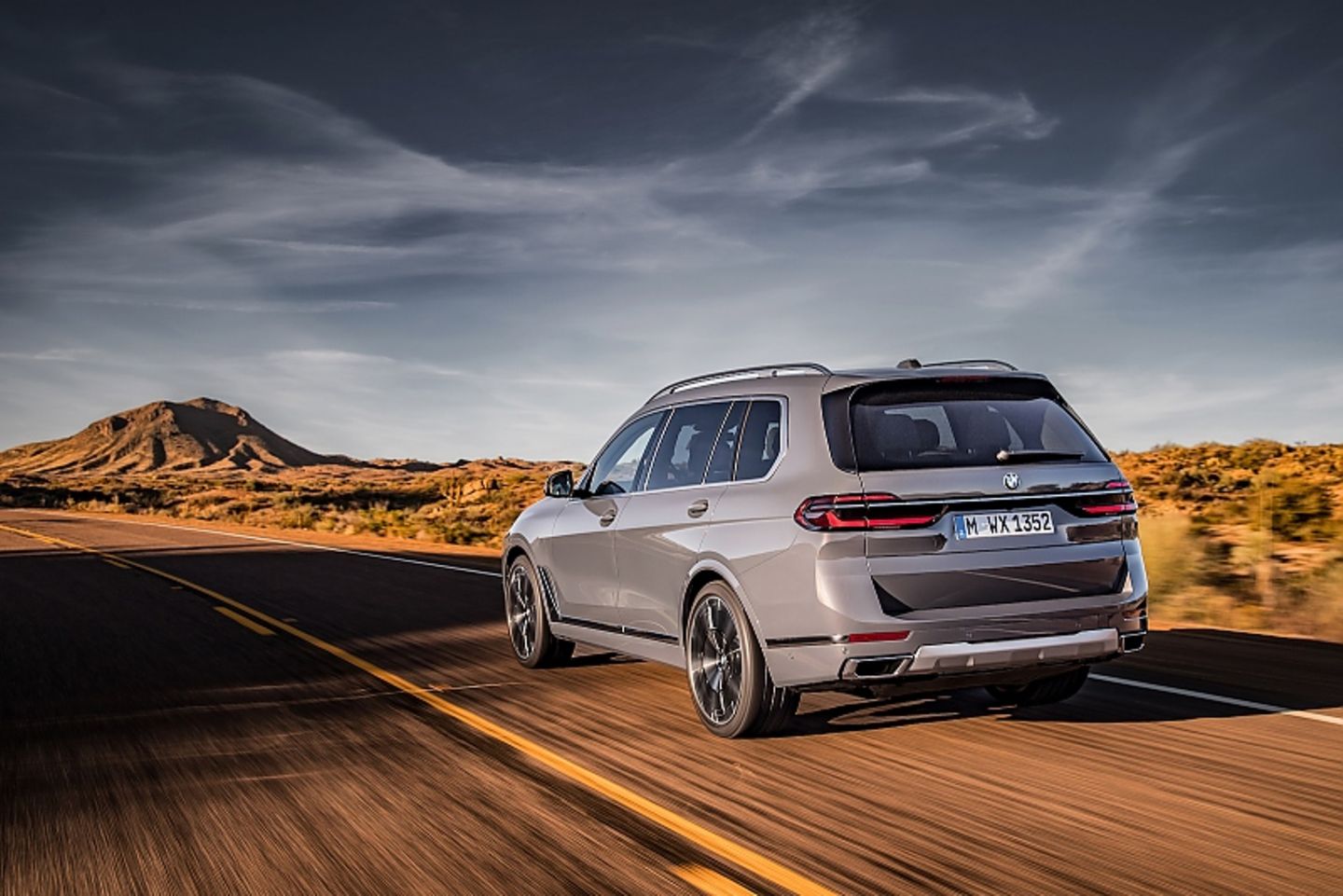 BMW X7 2023