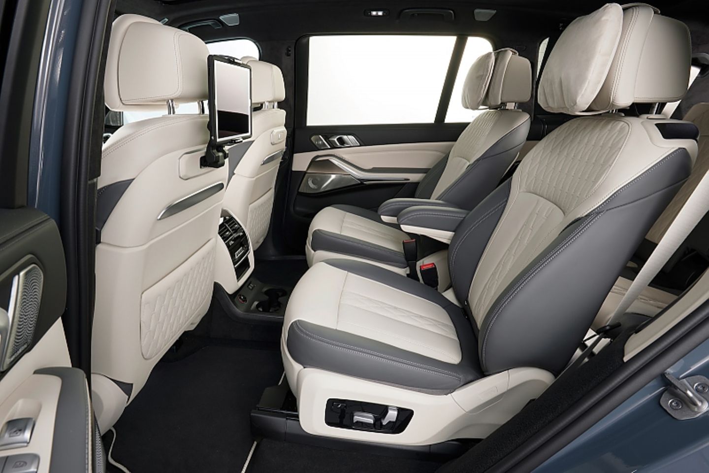 BMW X7 2023