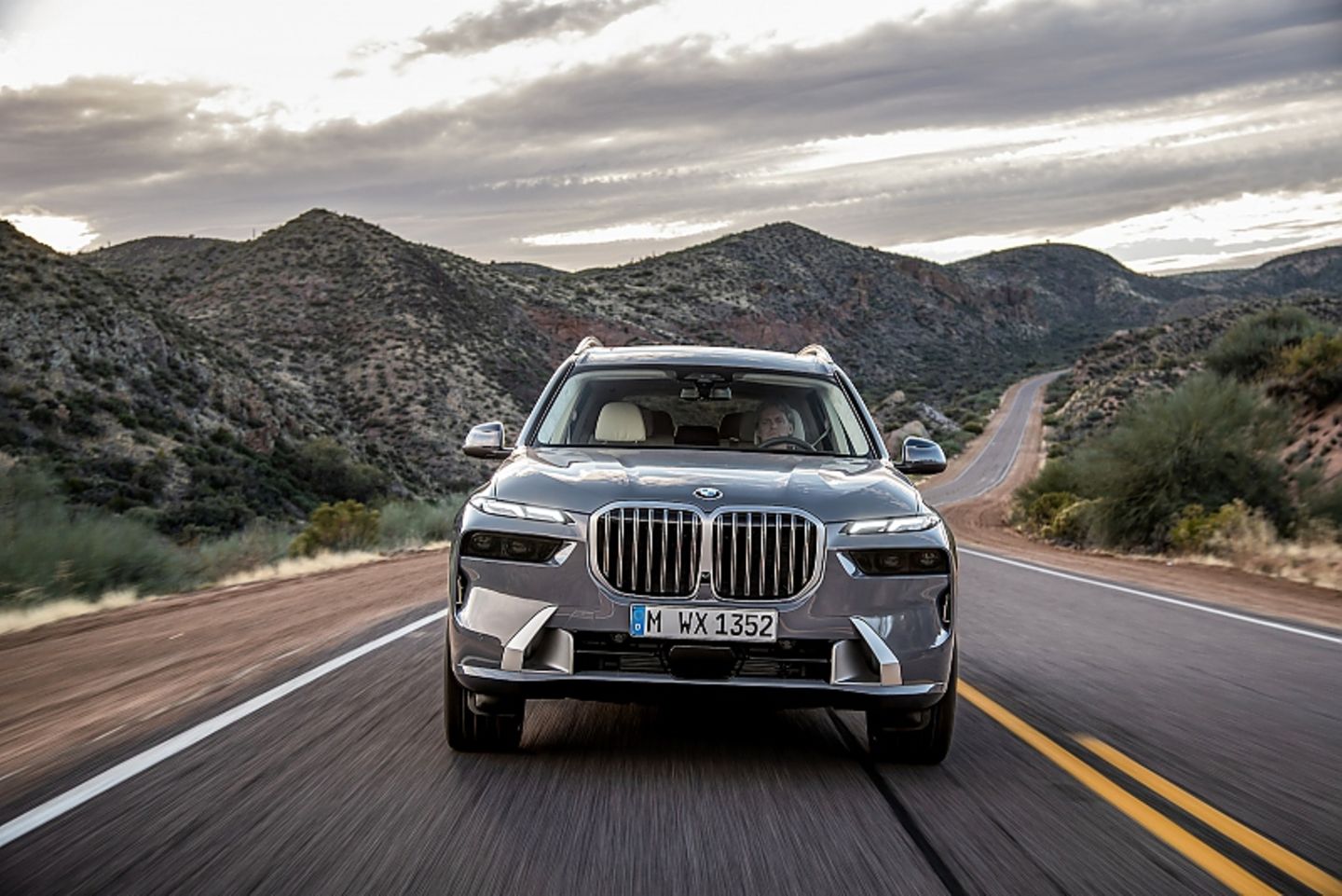 BMW X7 2023