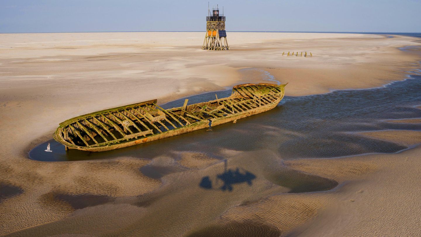 Wrack der Ulpiano auf der Sandbank Süderoogsand