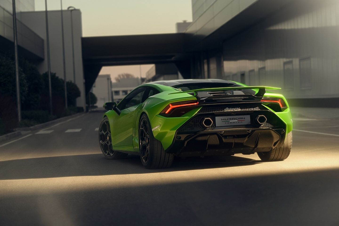 Lamborghini Huracan Tecnica 2022