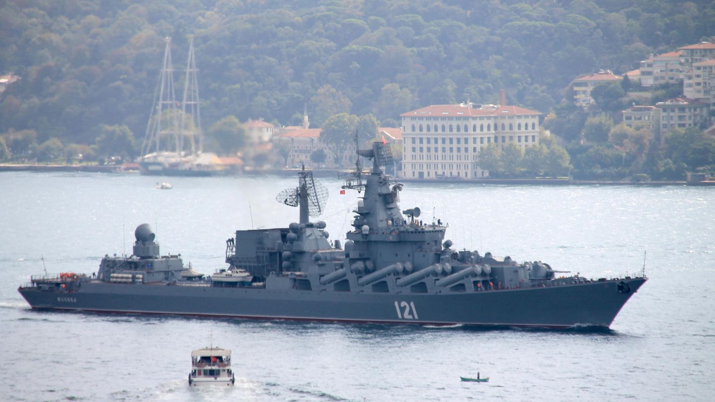 Ukraine war: Moscow confirms “Moskva” sinking – Selenskyj: Germany earns “money in the blood of others”