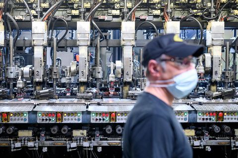 Glashersteller Heinz-Glas ist Spezialist für Flakons