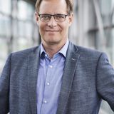 Dr. Peter Vaughan Schmidt, Leiter der Autonomous 
Technology Group Daimler Trucks.jpg