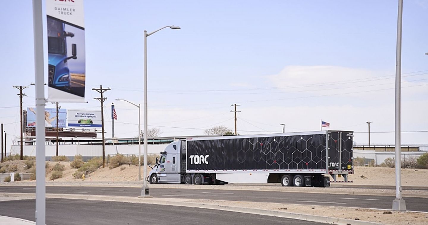 Autonom fahrender Freightliner Cascadia