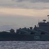 Prägendes Element sind die Doppelstarter der P-1000-Raketen