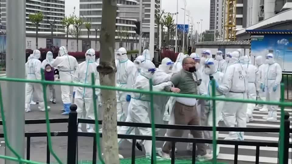 Video: Shanghai: Unmut über Corona-Beschränkungen wird größer Video: Shanghai: Unmut über Corona-Beschränkungen wird größer