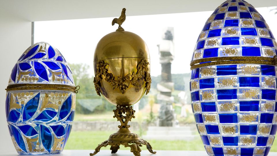 Prunkvoll verziert: Im Eiermuseum sind viele kunstvoll gefertigte Eier zu sehen