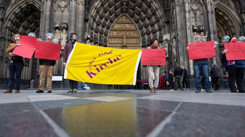 Protest vor dem Kölner Dom