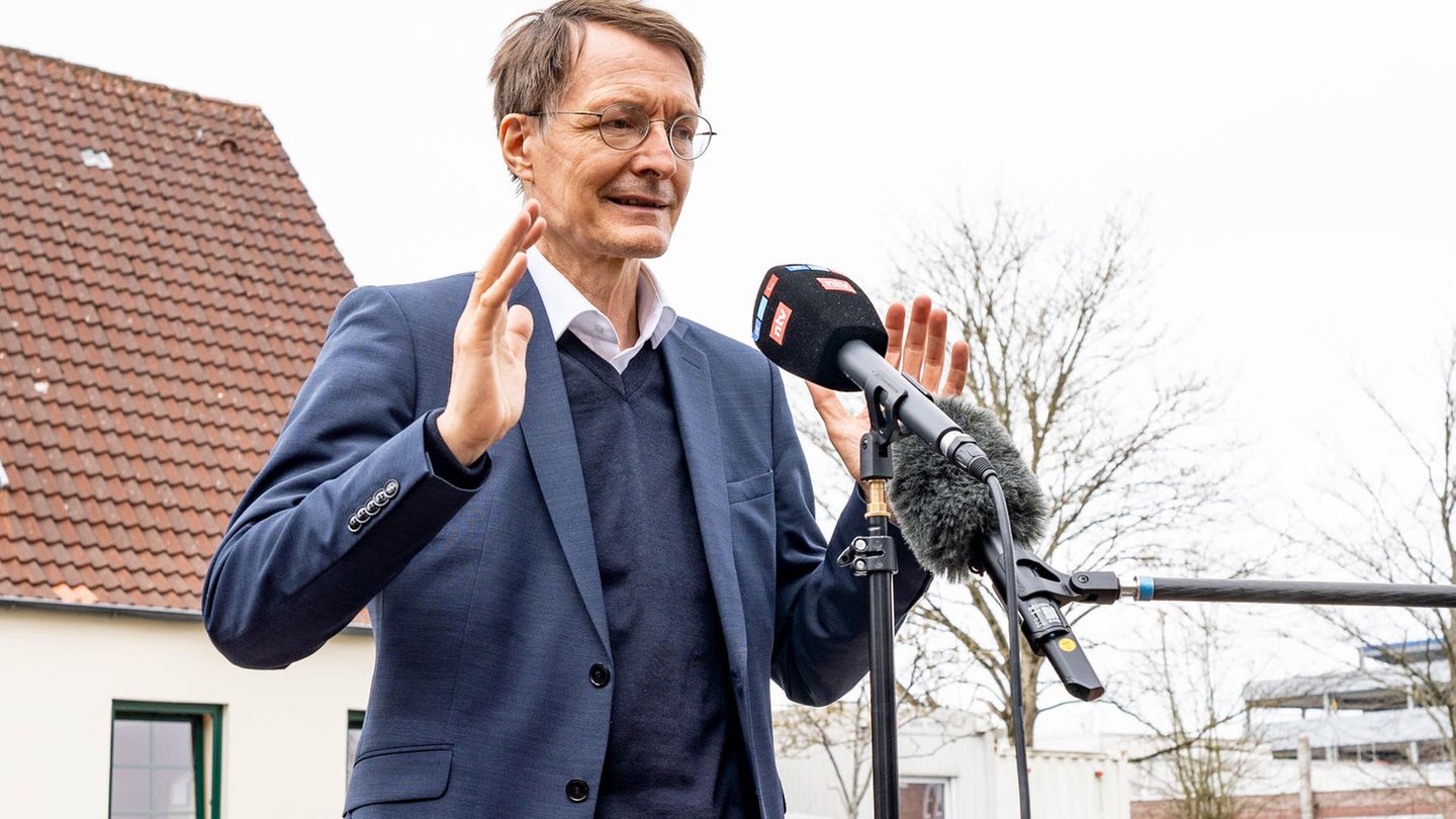 Karl Lauterbach warns of “killer variant” – and receives criticism