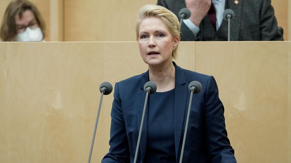 Ministerpraesidentin Manuela Schwesig (SPD) bei ihrer Rede bei der 1019.Sitzung im Bundesrat 