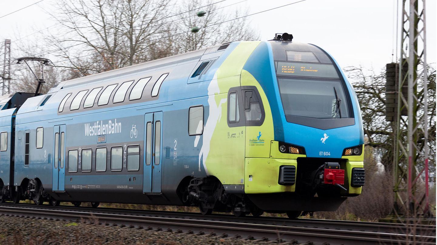 Rheine bis Braunschweig Doppelstockzug der Westfalenbahn
