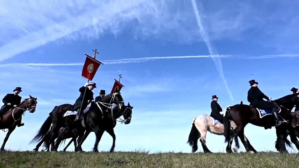 Video: Tradition im Osten Deutschlands: Sorbische Osterreiter Video: Tradition im Osten Deutschlands: Sorbische Osterreiter