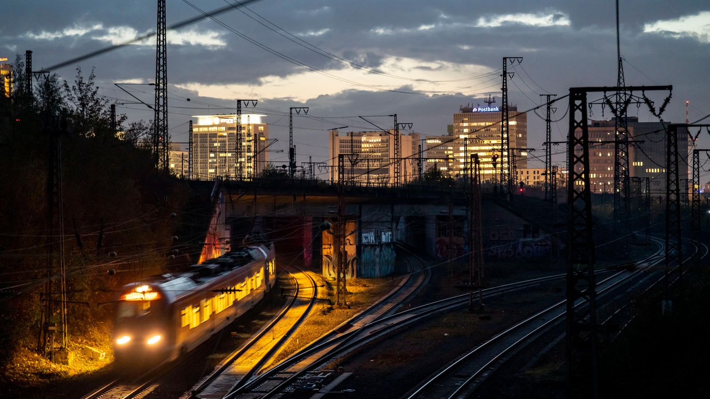 Kursbuchstrecke 415: Ruhrgebiet Ruhrgebiet
