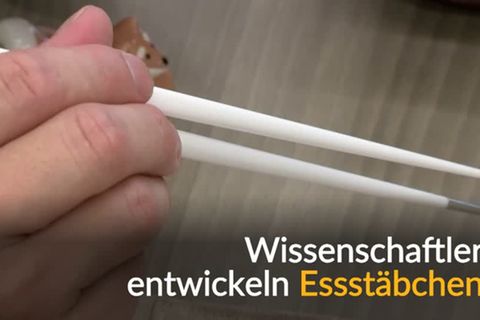 Video: Für mehr Geschmack in salzarmen Speisen: Meiji-Universtität entwickelt besondere Essstäbchen