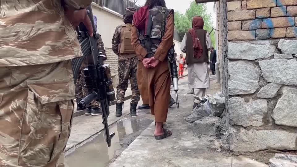 Video: Sechs Tote bei mutmaßlichem Anschlag auf Schule in Kabul
