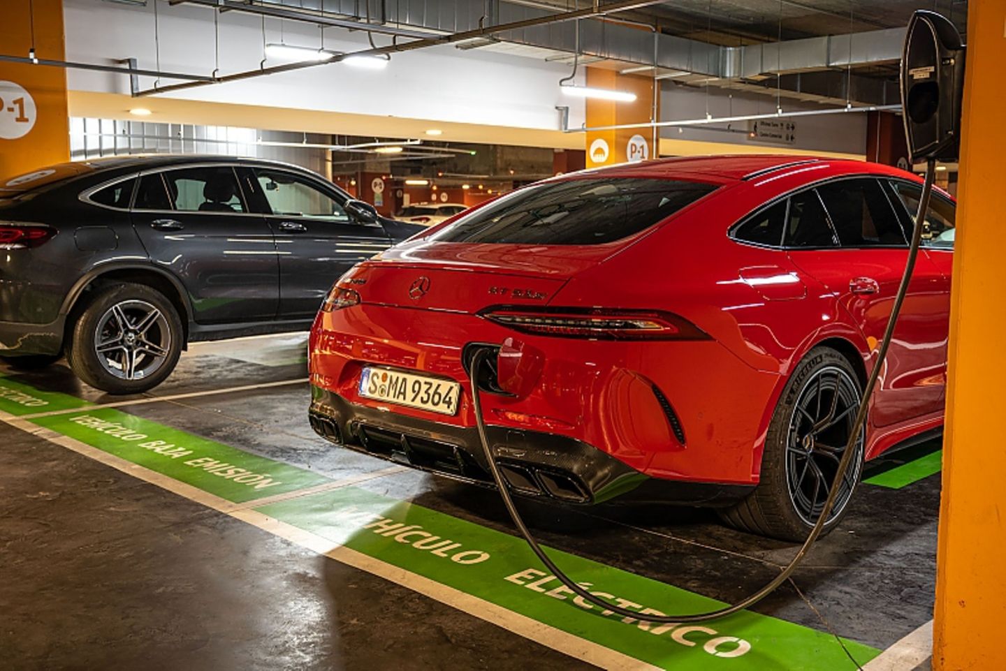 Der Mercedes AMG GT 63 S E Performance kommt als Plug-in-Hybrid