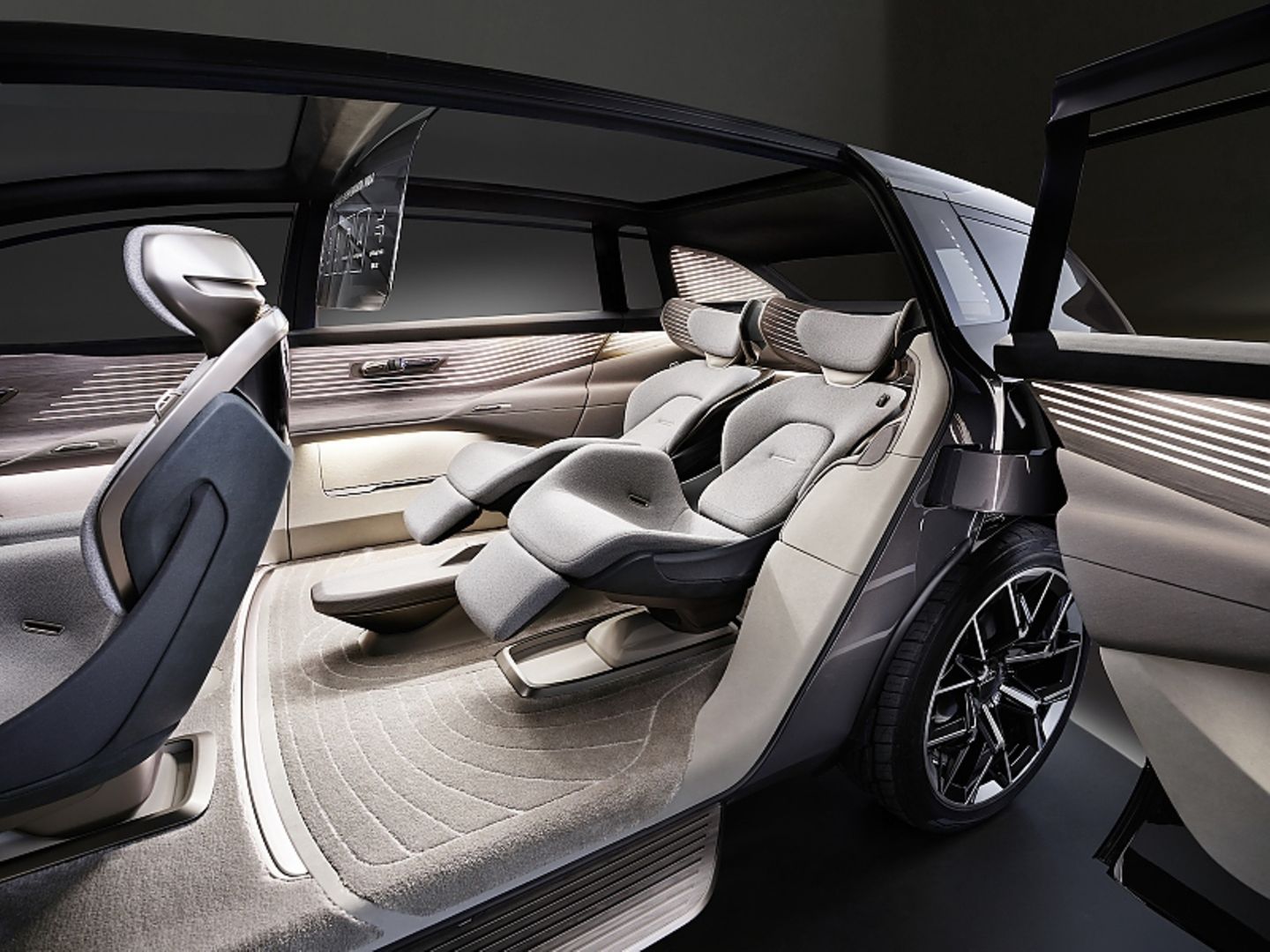 Audi Urbansphere Concept 2022