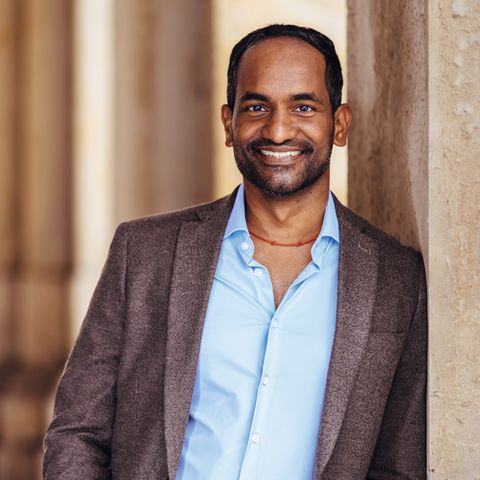 Umes Arunagirinathan ist Herzchirurg und Besteller-Autor