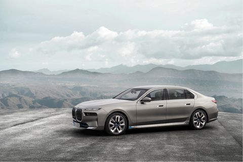 Der BMW i7 in seitlicher Ansicht