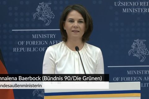 Video: Baerbock: Deutschland steht an der Seite der Menschen im Baltikum
