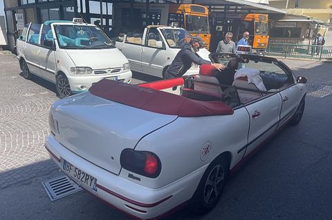 Autos auf Capri 2022