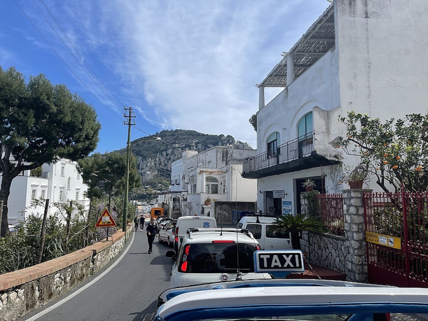 Autos auf Capri 2022