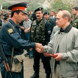 In den Bergen der Region Botlikh, Dagestan: Putins Weg in den Kreml beginnt mit einem Krieg.