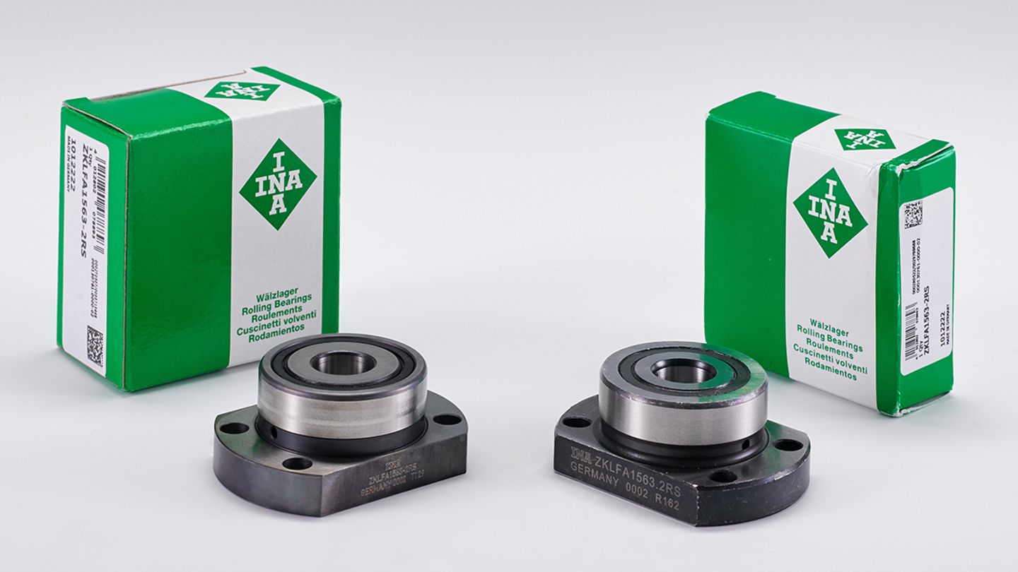 Plagiarius Awards: Der 3. Preis geht an ein gefälschtes Axial-Schrägkugellager des Auto- und Maschinenzulieferers Schaeffler. Bei der chinesischen Kopie (rechts) sei einfach alles vom Markennamen bis zu Händlerzertifikaten gefälscht, berichtet die Plagiarius-Jury. Nur die Produktqualität komme nicht an das Original heran. "Der Schaden liegt nicht nur bei Schaeffler, sondern auch bei Händlern, die für die minderwertige Qualität haften, und bei Kunden, die die Konsequenzen für Mensch und Maschine (er)tragen müssen." Der 3. Preis geht an ein gefälschtes Axial-Schrägkugellager des Auto- und Maschinenzulieferers Schaeffler. Bei der chinesischen Kopie (rechts) sei einfach alles vom Markennamen bis zu Händlerzertifikaten gefälscht, berichtet die Plagiarius-Jury. Nur die Produktqualität komme nicht an das Original heran. "Der Schaden liegt nicht nur bei Schaeffler, sondern auch bei Händlern, die für die minderwertige Qualität haften, und bei Kunden, die die Konsequenzen für Mensch und Maschine (er)tragen müssen."