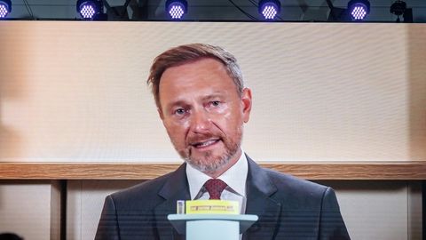 Christian Lindner spricht beim FDP-Parteitag via Video-Schalte zu den Delegierten