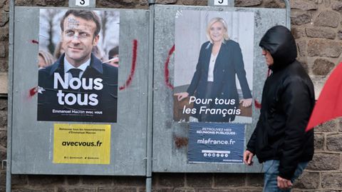 Macron gegen Le Pen: Wahlplakate in Nantes, im Westen von Frankreich