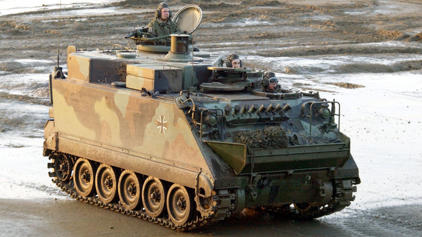 Gepanzerte Mannschaftstransporter vom Tp 113
