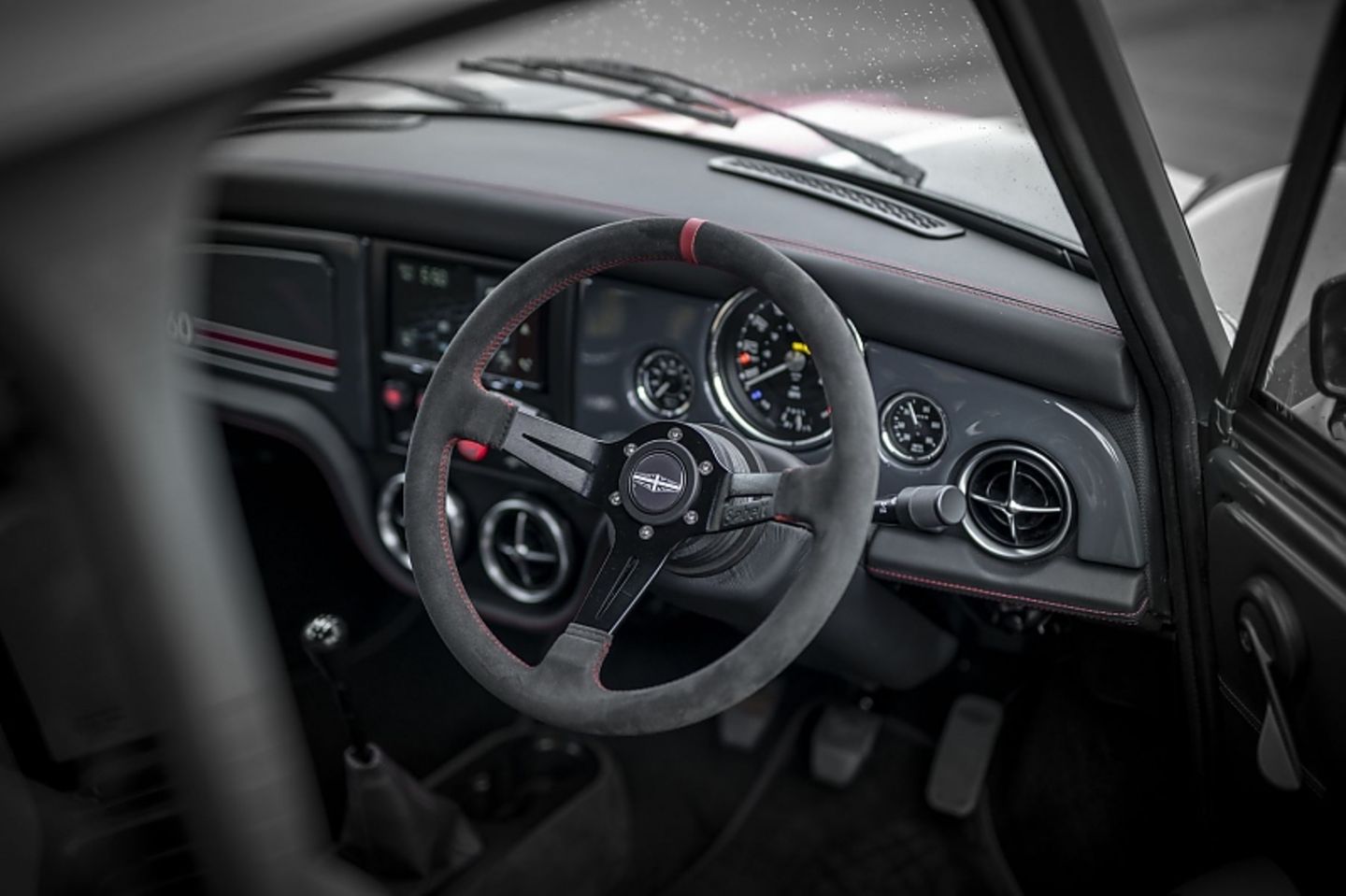 Mini_Remastered Oselli Edition by David Brown Automotive Mini_Remastered Oselli Edition by David Brown Automotive