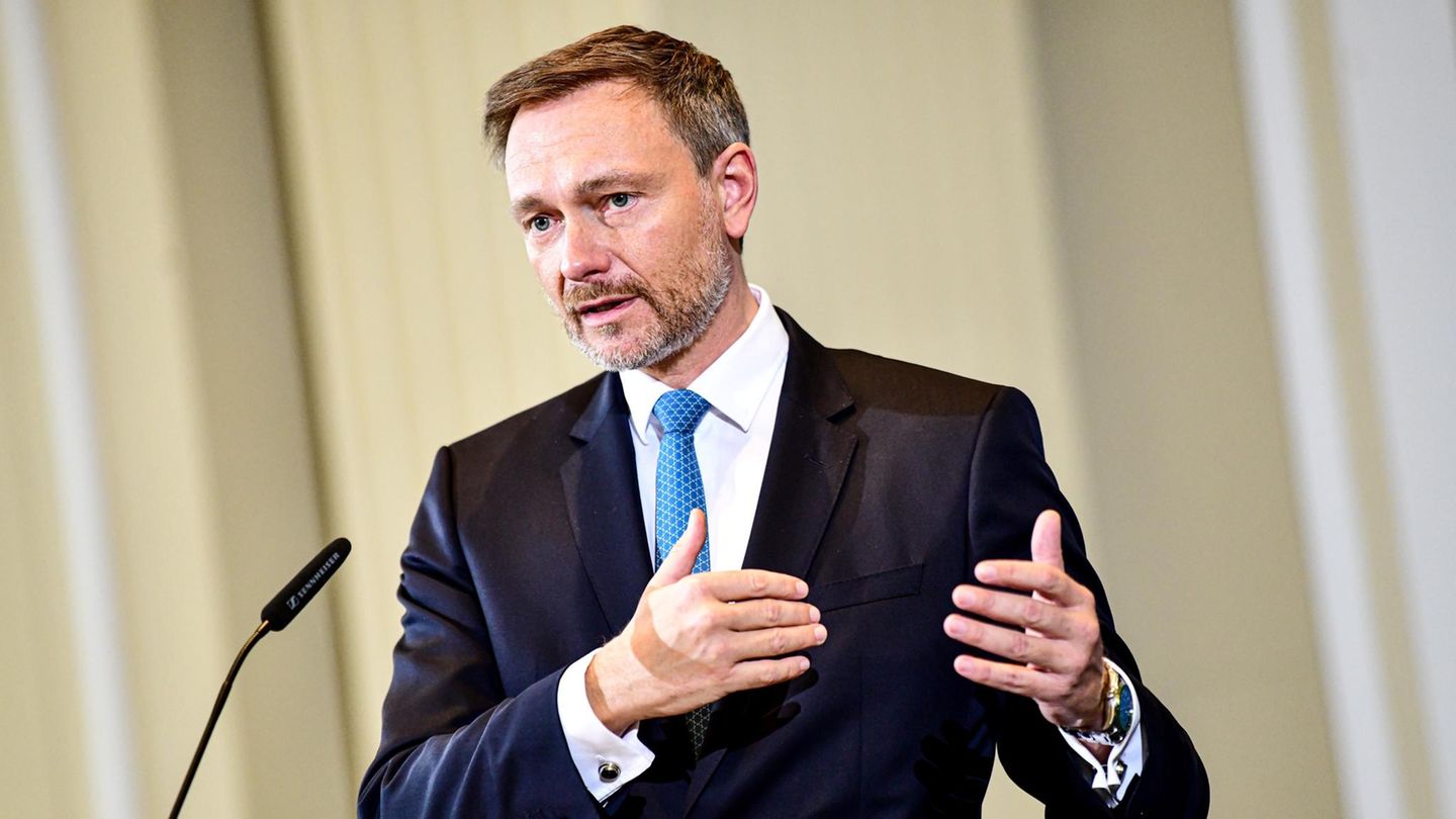 Christian Lindner Christian Lindner