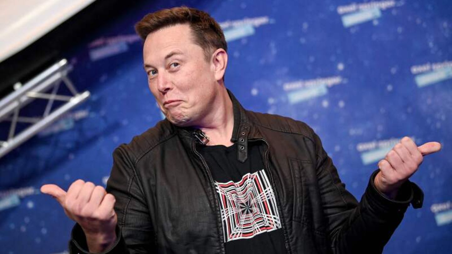 Elon Musk räumt Twitter auf: Bürogeräte landen in der Auktion