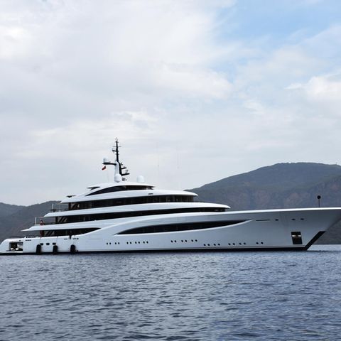 Yacht "Faith" von Lawrence Stroll Yacht "Faith" von Lawrence Stroll