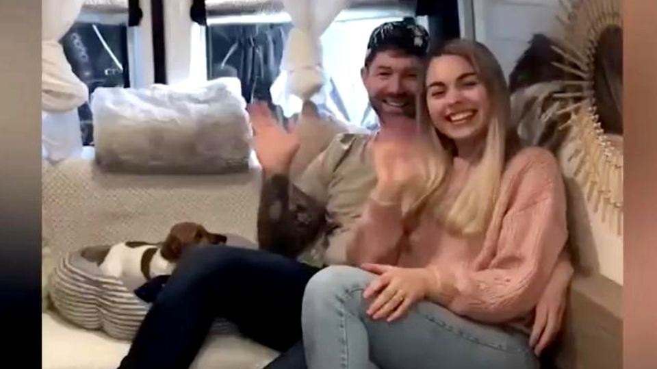 Leben im Van – Pärchen auf Tiktok teilt Alltag auf Rädern
