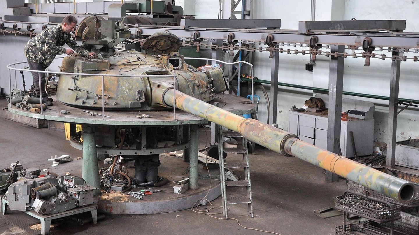 Auch der von der Ukraine eingesetzte T-64 hat das Magazin unter dem Turm.