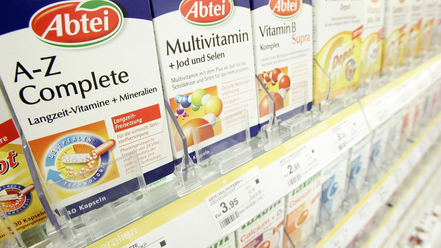 Vitaminprodukte: Vitaminprodukte, Mineralstoffe und Nahrungsergänzungsmittel beäugen viele Verbraucher laut der Markenstudie argwöhnisch. Viele nennen gar keine Marke, am häufigsten kommen noch Abtei und Doppelherz.