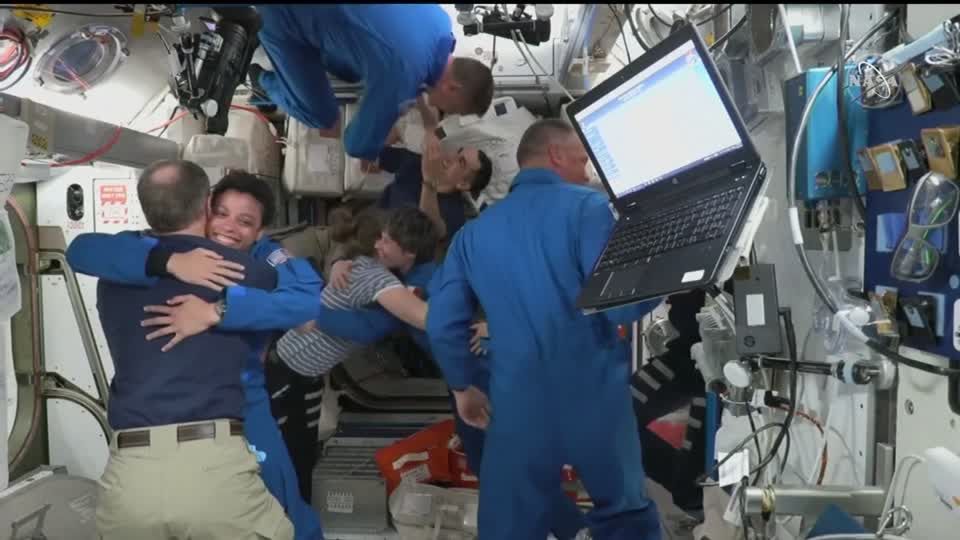 ISS: Neue Crew angekommen: Ablösung für den deutschen Astronauten Matthias Maurer ist da ISS: Neue Crew angekommen: Ablösung für den deutschen Astronauten Matthias Maurer ist da