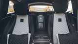 Klassiker: Der Kühlschrank zwischen den Rücksitzen im Brabus 900 GLS Maybach