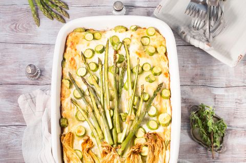 Der Klassiker neu interpretiert: Leckere Spargellasagne für den Frühling