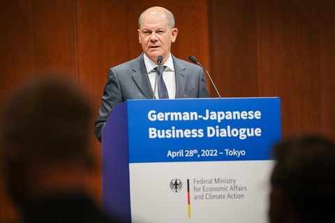 Bundeskanzler Olaf Scholz am Donnerstag in Japan