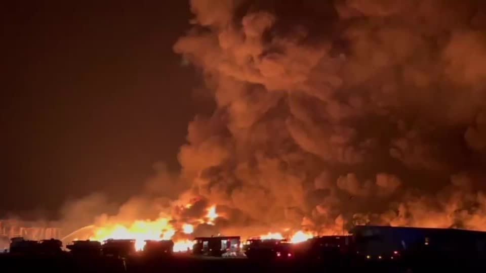 Video: Großbrand in Industriepark in Aserbaidschan