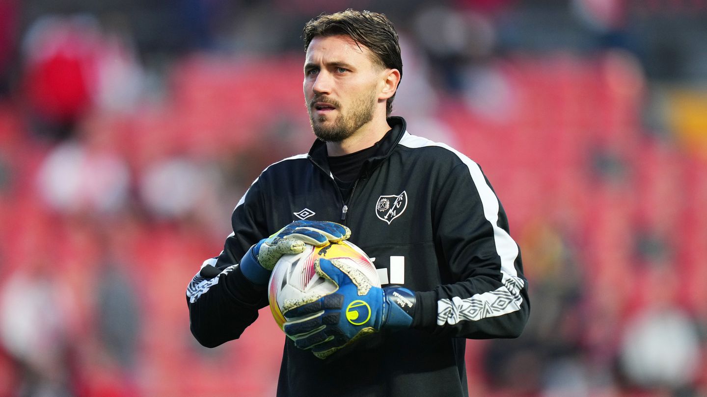 FC Barcelona: Stole Dimitrievski should come in January