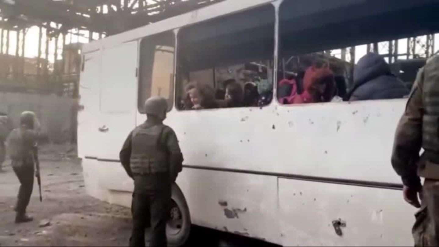 Mariupol: At least 80 civilians evacuated from steel mill