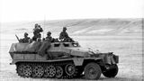Die Modelle des zweiten Weltkriegs sind eher umgerüstete  Schlepper als eigenständige Panzerfahrzeuge-