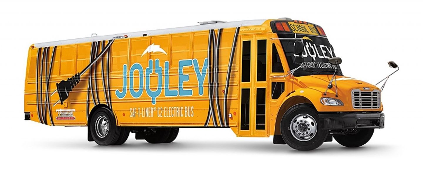 Saf-T-Liner C2 Electric Bus „Jouley“