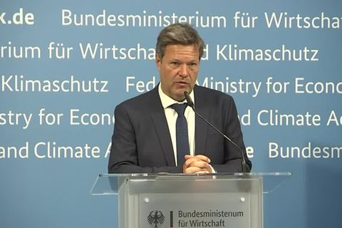 Video: Habeck zu EU-Ölembargo: "Andere sind noch nicht so weit"