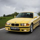 Ganz schön stark: Der 3er-BMW als M3 in der E36-Baureihe wurde seit 1992 mit 286 PS gebaut. Später wurde er auch als Cabrio gebaut.